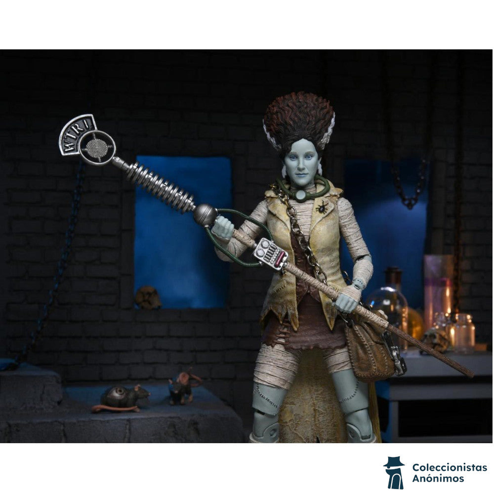 Teenage Mutant Ninja Turtles x Universal Monsters: April O'Neill as The Bride Of Frankenstein